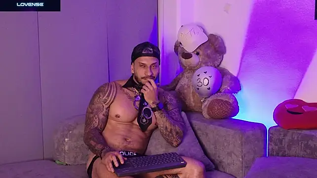 Seth_Vegaa Chat XXX in diretta