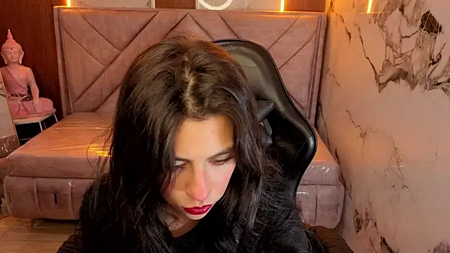 Madison08_ch Adlı Modelin Canlı XXX Sohbeti