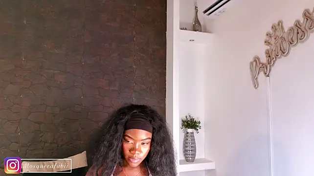 naina_deivis33's Live XXX Chat
