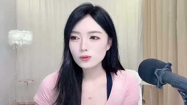 แชท XXX สดของ LiLy0608