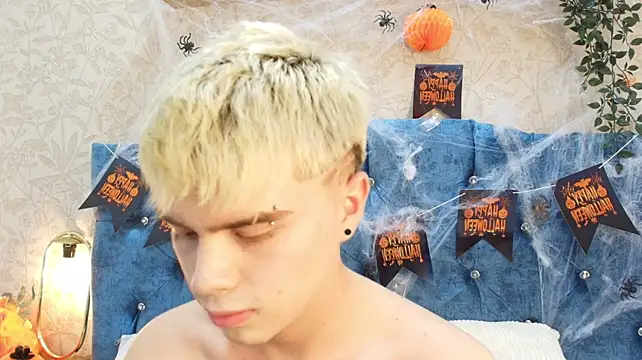 צ'אט XXX בשידור חי של Ian_Stone