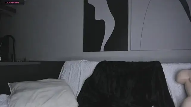 GrayAndrews' Live XXX Chat