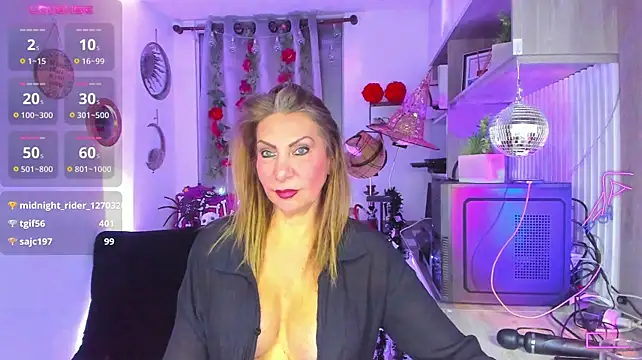 _cristal_ayala's Live XXX Chat