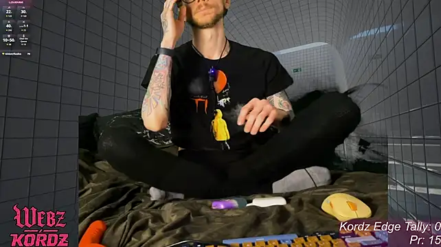 webzandkordz's Live XXX Chat