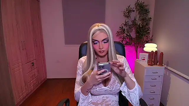 XXX chat uživo modela MsMollyMercer