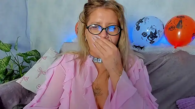 Czat XXX na żywo – Simply_Alex
