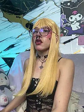 dark_nina__ Adlı Modelin Canlı XXX Sohbeti