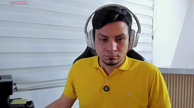 XXX chat uživo modela Rick_Adams