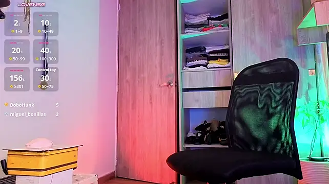 XXX chat uživo modela riky_11