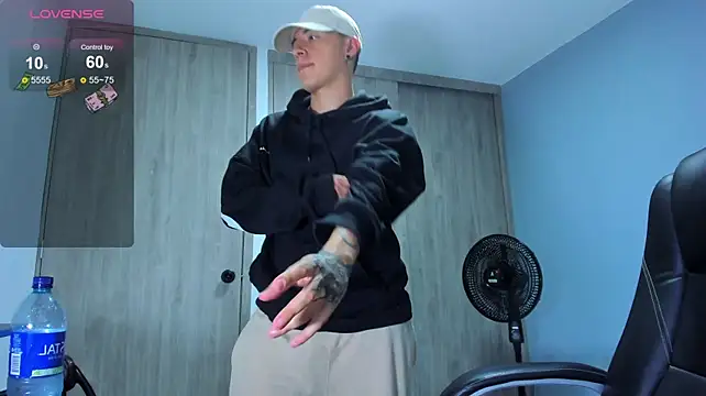 Chat XXX en directo de LOBO_ALPHA