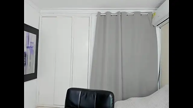 Logan_jake élő XXX-chatje