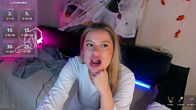 Shakira_LuxのライブXXXチャット