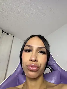 Miaa_love6969 XXX чат на живо