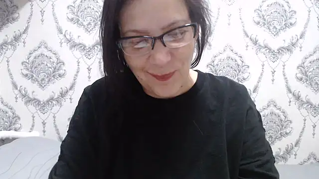 Mirabelle_Sweetie 即時 XXX 聊天