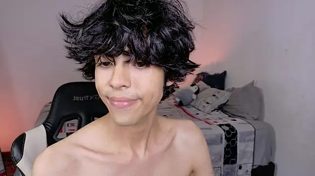 Alan26_ élő XXX-chatje