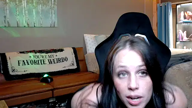 mavismable's Live XXX Chat