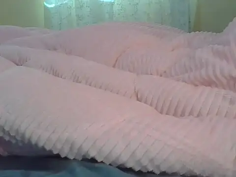 newbie233 Adlı Modelin Canlı XXX Sohbeti
