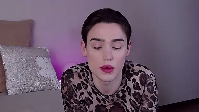 RobbyCharming: απευθείας συνομιλία ΧΧΧ
