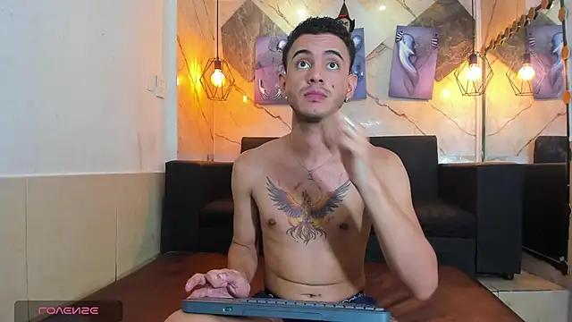 Онлайн чат XXX kai_bormann