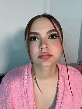 Chat XXX ao vivo de Bella01_