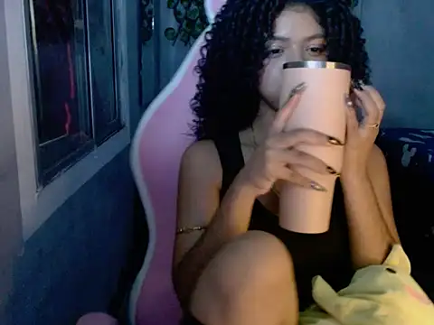 Živý XXX chat Coffeandmilk