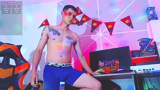 ADAM_HOT Adlı Modelin Canlı XXX Sohbeti