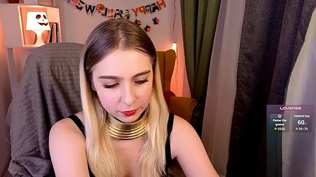 ChloeVirelix 即時 XXX 聊天