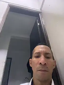 Chat XXX ao vivo de michael_close26