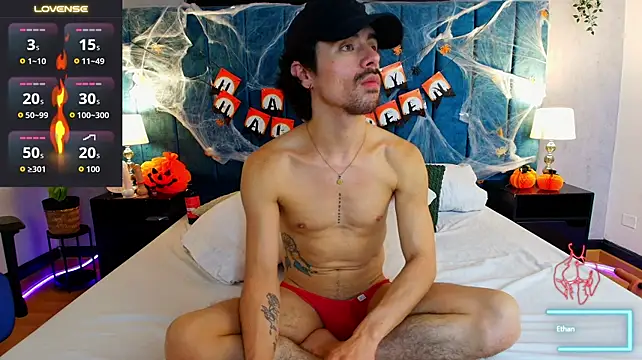 Ethan_Briggs_'s Live XXX Chat