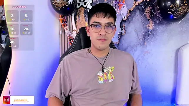 Chat XXX en directo de RyanClark_