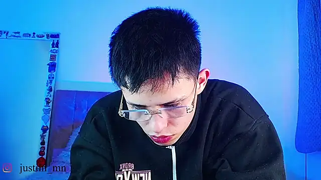 Chat XXX en directo de _justinmoon2