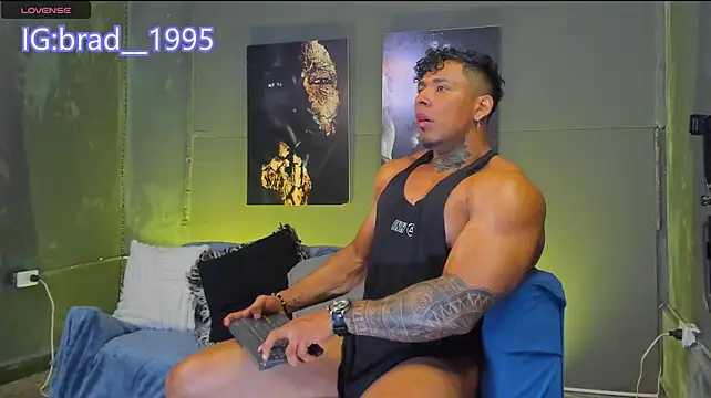 bradley_smith live XXX chat