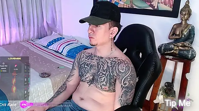 _steven_tayler_ Adlı Modelin Canlı XXX Sohbeti