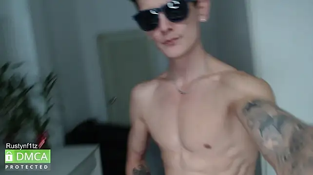 Rustynf1tz_ Live XXX Chat