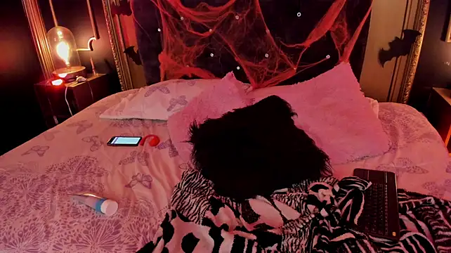 EmaLittle Live XXX-Chat