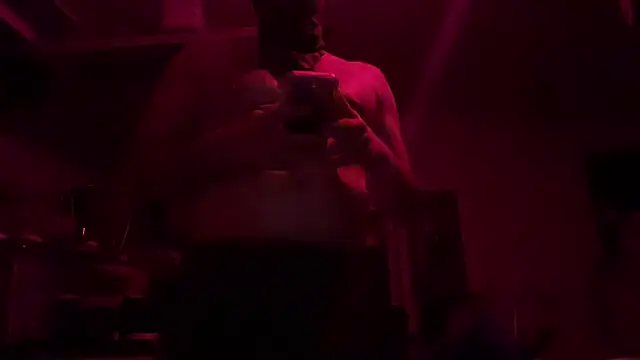 צ'אט XXX בשידור חי של southFLJason305