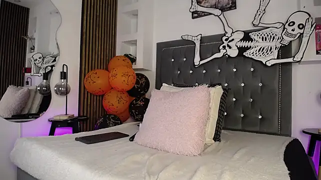 Chat +18 de AnnadirtyXo ao vivo