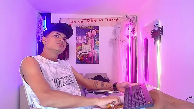 GoldenDuoheat Chat XXX in diretta