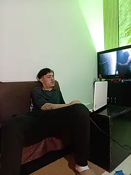 Chat +18 de HannibalLester ao vivo