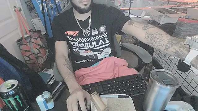 Chat XXX en directo de PRBoricua787