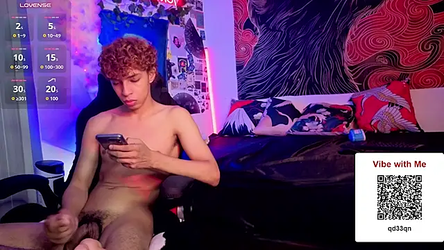 Curly_boys' Live XXX Chat