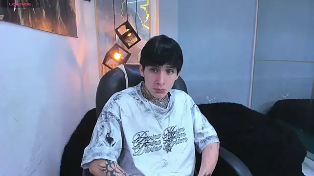 Chatroom XXX en direct de Cry_thereal