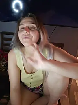 ScarletsWeb live XXX chat