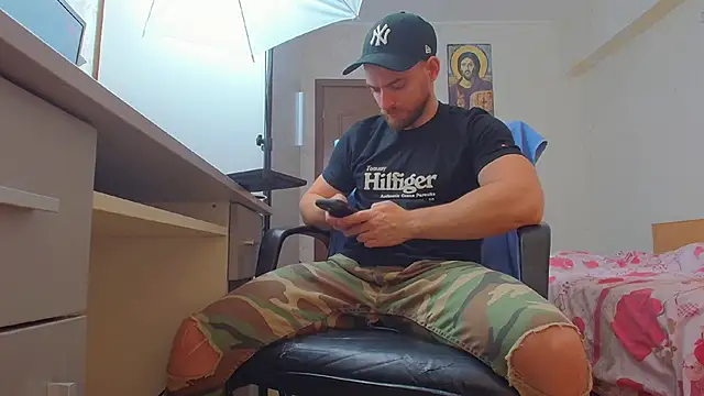 Ryanstone_ Adlı Modelin Canlı XXX Sohbeti