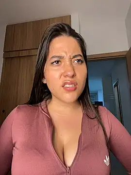 צ'אט XXX בשידור חי של Nhefertary