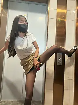 xiao-Lin Live XXX-chat