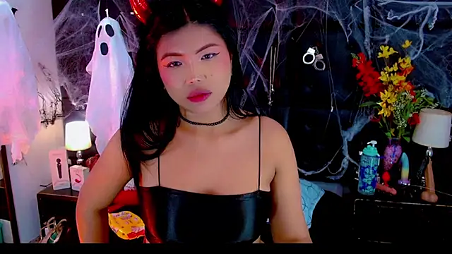 Chat +18 de Cloelombard ao vivo