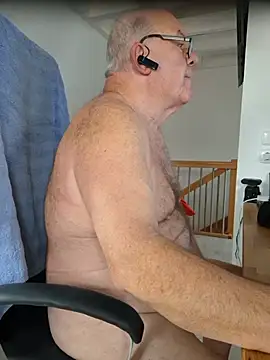 צ'אט XXX בשידור חי של 6livekamera@xh