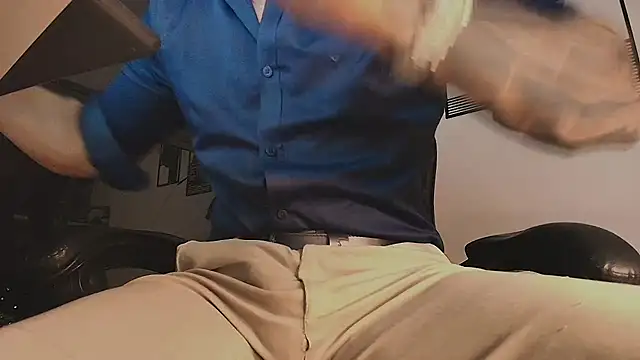 ALPHA_DOMINUS_のライブXXXチャット