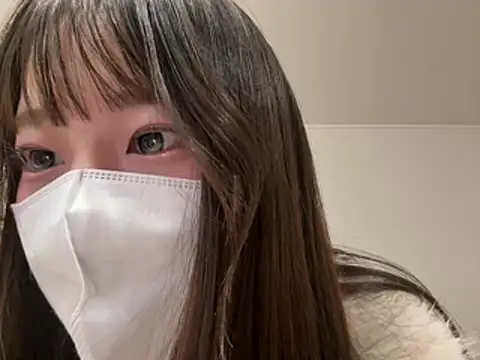 XXX chat uživo modela suzu-jd